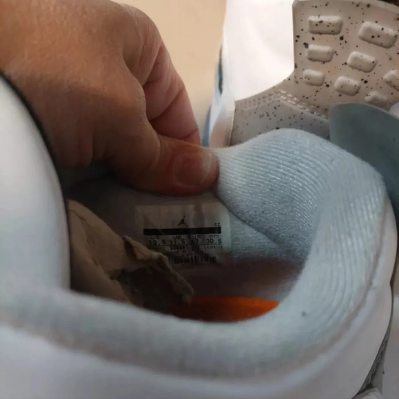 Nike Air Jordan 5 Retro White Black Cement gray Read Description - Picture 6 of 11